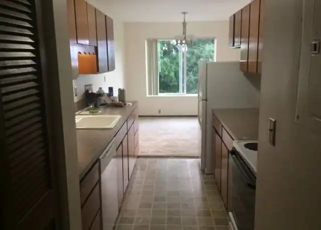 Property at 11501 Greenwood Ave N, Seattle, WA, 98133, 2 beds, 1 bath, [object Object]