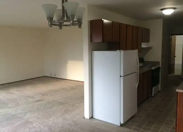 Property at 11501 Greenwood Ave N, Seattle, WA, 98133, 2 beds, 1 bath, [object Object]