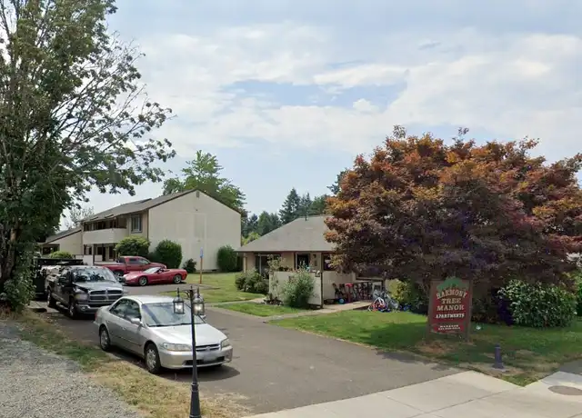 Property at 525 Grant Ave, Cottage Grove, OR, 97424, 2 beds, 1 bath, [object Object]