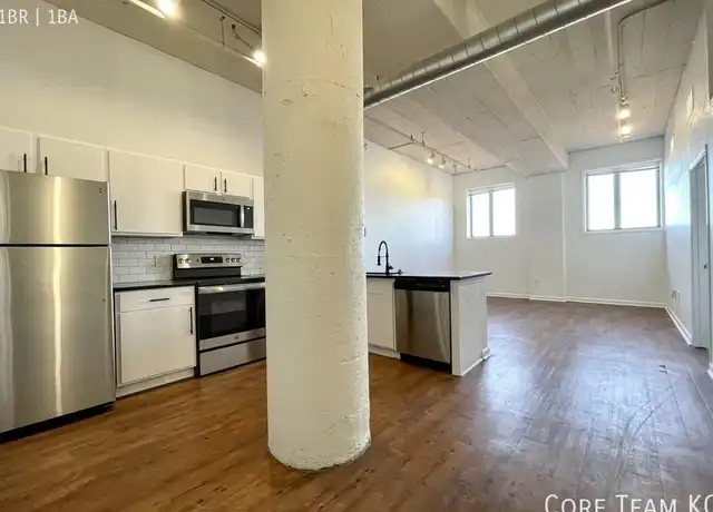 Property at 320 W 7th St Unit 306, Kansas City, MO, 64105, 1 bed, 1 bath, [object Object]