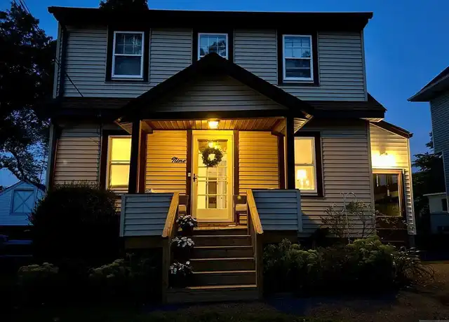 Property at 9 Island Rd Unit 1, Mahwah, NJ, 07430, 2 beds, 1 bath, [object Object]