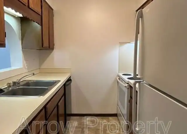 Property at 4501 Tranquility Dr, Lincoln, NE, 68504, 2 beds, 2 baths, [object Object]