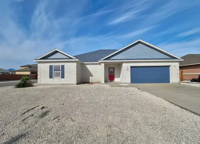Property at 14745 Quarterdeck Dr, Corpus Christi, TX, 78418, 3 beds, 2 baths, [object Object]