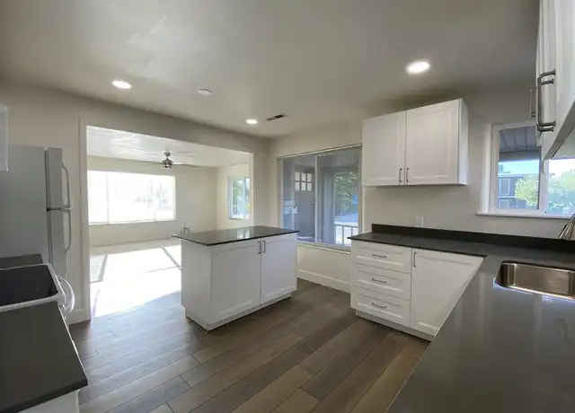 Property at 844 E 2700 S, Salt Lake City, UT, 84106, 2 beds, 1 bath, [object Object]