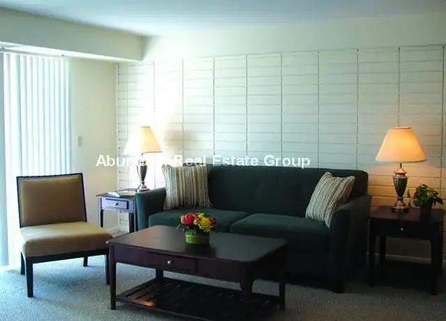 Property at 8 Westgate Dr Unit 103, Woburn, MA, 01801, 1 bed, 1 bath, [object Object]