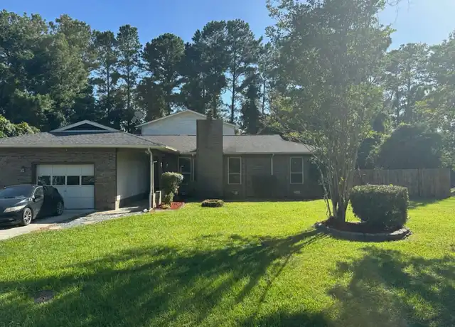 Property at 1113 Pine Valley Rd, Jacksonville, NC, 28546, 5 beds, 3 baths, [object Object]