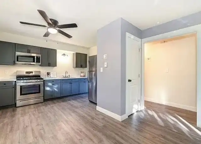 Property at Sierra Court Apartments - 6901 Florin Rd, Sacramento, CA, 95828, 2 beds, 1 bath, [object Object]