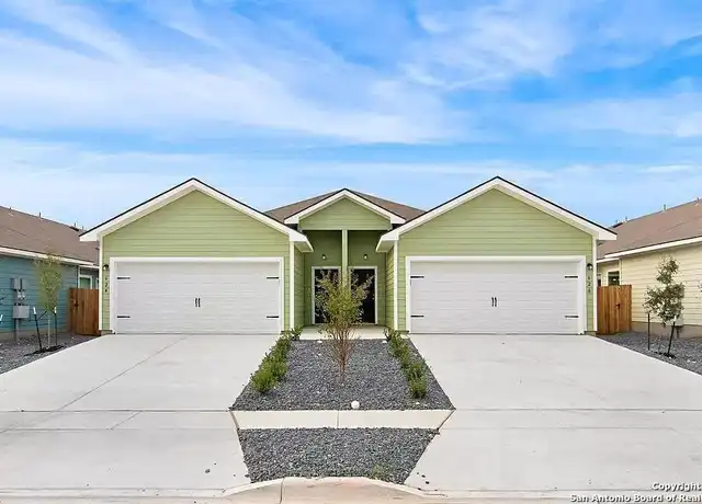 Property at 627 Grayson Ln, Seguin, TX, 78155, 3 beds, 2 baths, [object Object]