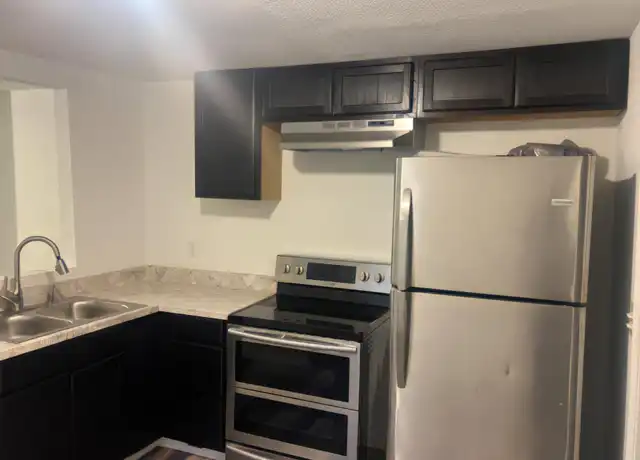 Property at 502 E Liberty St, Norfolk, VA, 23523, 1 bed, 1 bath, [object Object]