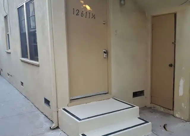 Property at 12611 1/2 Mitchell Ave, Los Angeles, CA, 90066, 1 bed, 1 bath, [object Object]