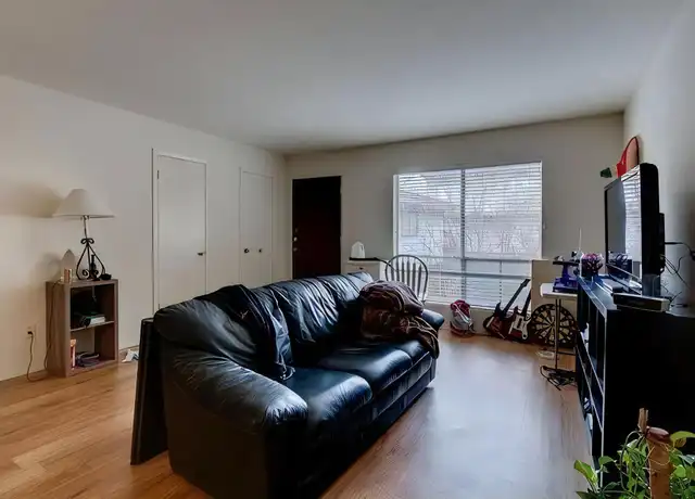 Property at 2207 Leon St #104, Austin, TX, 78705, 1 bed, 1 bath, [object Object]