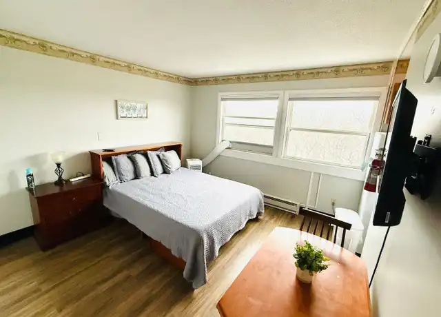 Property at 383 College St Unit 3E, Burlington, VT, 05401, 0 beds, 1 bath, [object Object]