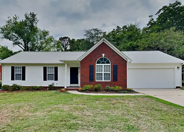 Property at 1117 Wilann Dr Unit 5, Charlotte, NC, 28215, 3 beds, 2 baths, [object Object]