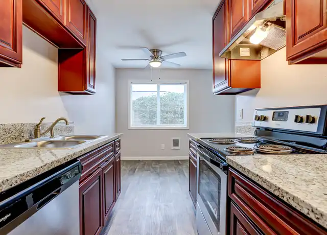Property at 3775 SW 108th Ave Unit 11b, Beaverton, OR, 97005, 1 bed, 1 bath, [object Object]