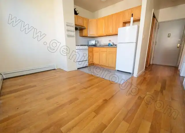 Property at 327 Grand St, New York, NY, 10002, 1 bed, 1 bath, [object Object]