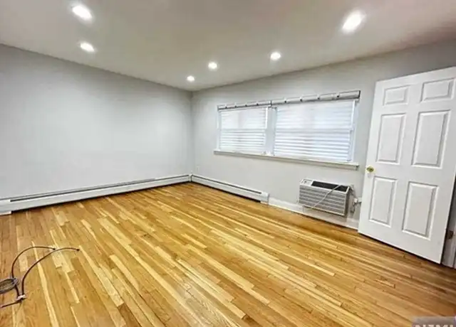 Property at 391 Park St Unit H, Hackensack, NJ, 07601, 1 bed, 1 bath, [object Object]