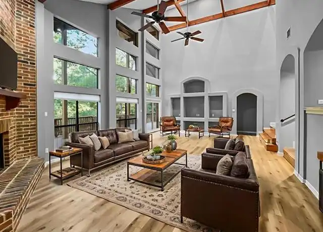Property at 1314 Creekwood Dr, Garland, TX, 75044, 4 beds, 2.5 baths, [object Object]
