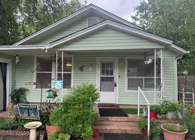 Property at 1705 Holly St, Austin, TX, 78702, 3 beds, 2 baths, [object Object]