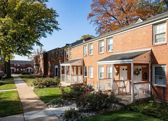 Property at Oak Grove by OneWall - 303 Holly Dr, Middle River, MD, 21220, 2 beds, 1 bath, [object Object]