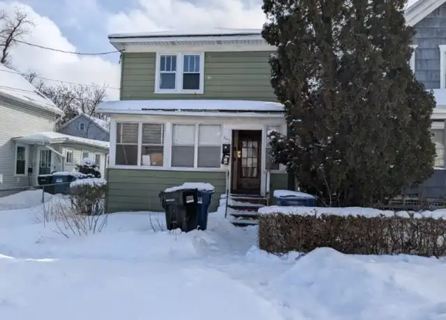 Property at 207 Apple St Apt 1, Syracuse, NY, 13204, 2 beds, 1 bath, [object Object]