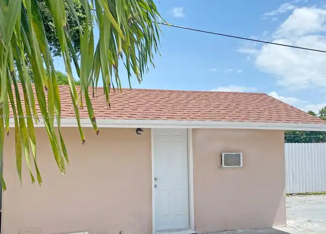 Property at 230 SW 16th Ave Unit 5, Miami, FL, 33135, 0 beds, 1 bath, [object Object]