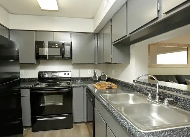 Property at Kingston Port Apartments - 6162 Misty Meadow Rd, Corpus Christi, TX, 78414, 1-2 bed, 1 bath, [object Object]