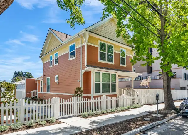 Property at 2016 Dwight Way Unit B, Berkeley, CA, 94704, 2 beds, 1 bath, [object Object]