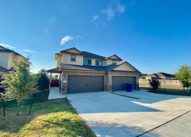 Property at 117 Highland Vw, New Braunfels, TX, 78130, 3 beds, 2.5 baths, [object Object]
