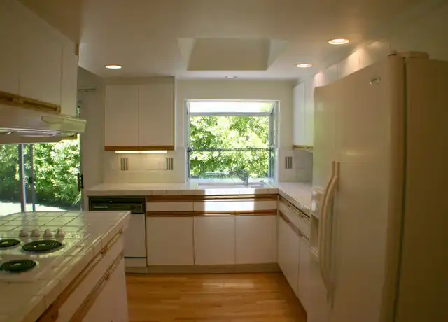 Property at 3086 Carleton Pl, Santa Clara, CA, 95051, 3 beds, 2 baths, [object Object]