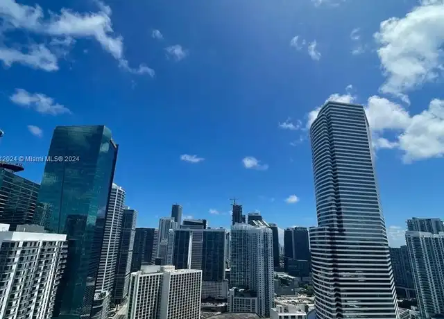 Property at 151 SE 1st St #3307, Miami, FL, 33131, 1 bed, 1 bath, [object Object]