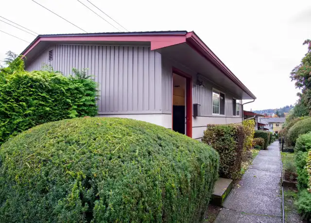 Property at 5025 S Corbett Ave Unit 01, Portland, OR, 97239, 2 beds, 1 bath, [object Object]