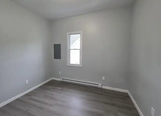 Property at 2204 Golden Ave Unit 2nd FL, Scranton, PA, 18508, 1 bed, 1 bath, [object Object]