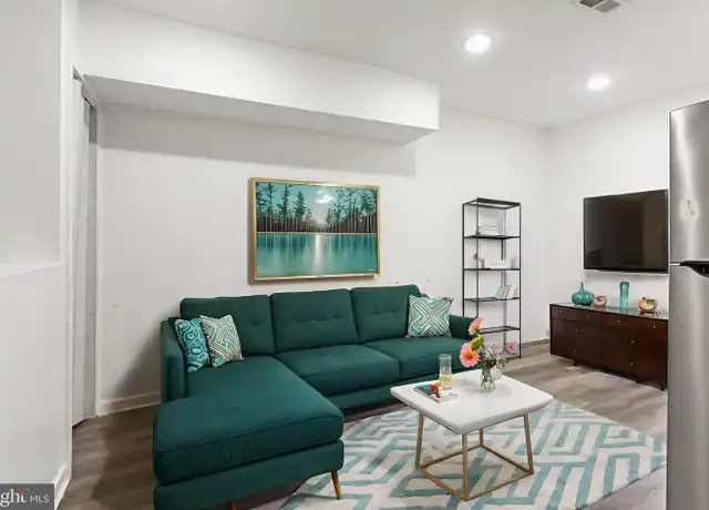 Property at 2550 Kensington Ave Unit 3, Philadelphia, PA, 19125, 1 bed, 1 bath, [object Object]