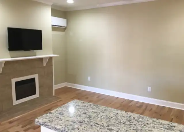 Property at 1811 Kalorama Rd NW Unit 203, Washington, DC, 20009, 2 beds, 1 bath, [object Object]