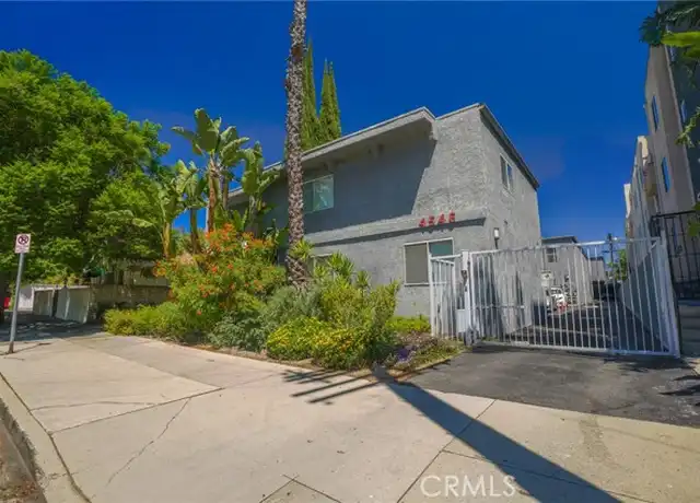 Property at 4546 Murietta Ave Unit 106, Sherman Oaks, CA, 91423, 1 bed, 1 bath, [object Object]