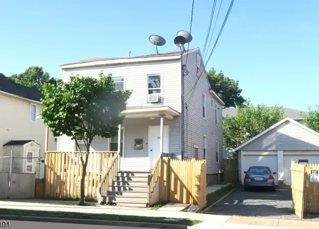 Property at 114 Seaman St, New Brunswick, NJ, 08901, 3 beds, 1 bath, [object Object]