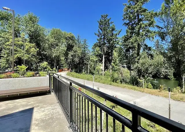 Photo of 6655 SW Nyberg Ln, Tualatin, OR 97062