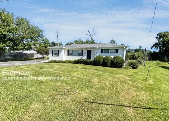 Property at 7 Walker Ave, Fort Oglethorpe, GA, 30742, 3 beds, 2 baths, [object Object]