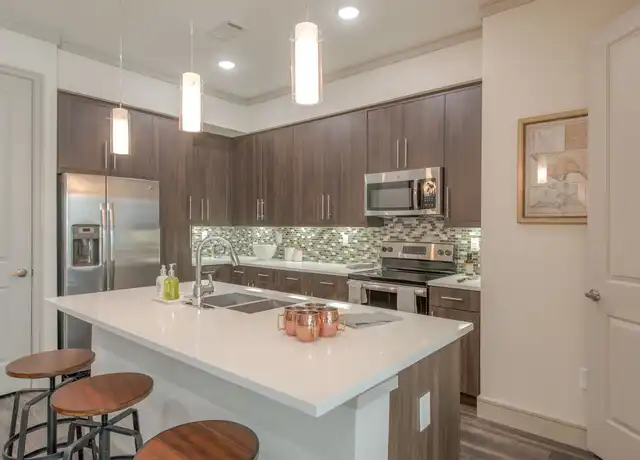 Property at 2301 Chenevert St Unit THD1, Houston, TX, 77004, 1 bed, 1 bath, [object Object]