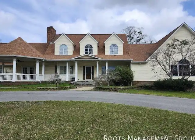 Property at 2038 Lee Road 137 Unit 82, Auburn, AL, 36832, 4 beds, 3 baths, [object Object]