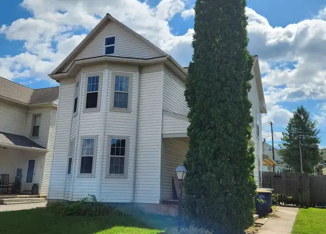 Property at 21 S 2nd St, Mount Wolf, PA, 17347, 4 beds, 1.5 baths, [object Object]