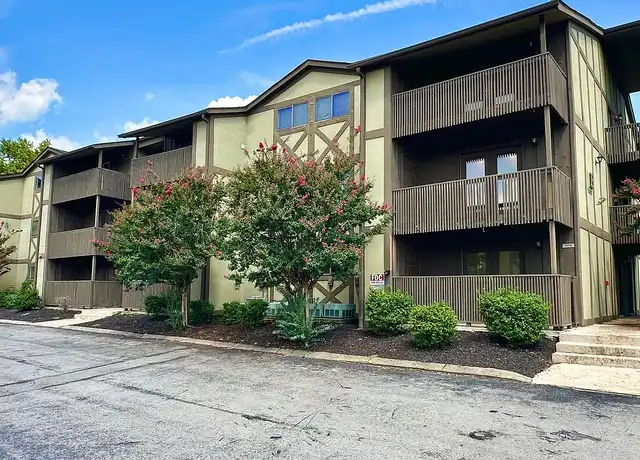 Property at Heatherwood Apartments - 525 N DuPont Ave, Madison, TN, 37115, 1 bed, 1 bath, [object Object]