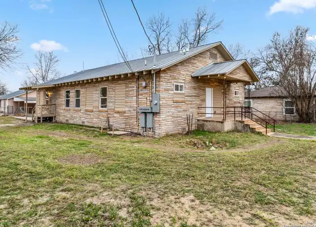 Property at 1206 W Hein Rd Unit 101, San Antonio, TX, 78220, 4 beds, 2 baths, [object Object]