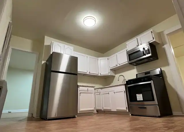 Property at 12 Aetna St Unit 1, Waterbury, CT, 06704, 4 beds, 1 bath, [object Object]