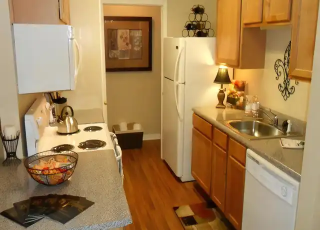 Property at 147 98 Place Blvd, Hattiesburg, MS, 39402, 1 bed, 1 bath, [object Object]