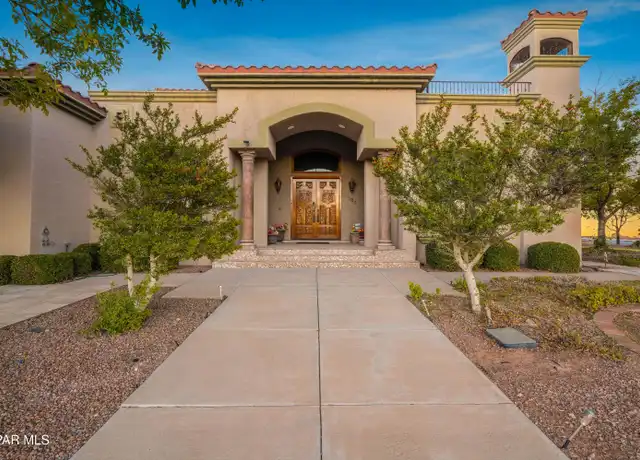 Property at 501 Rim Rd, El Paso, TX, 79902, 3 beds, 3.5 baths, [object Object]