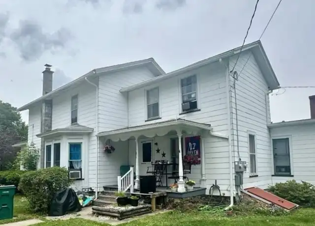 Property at 39 S Lake Ave, Bergen, NY, 14416, 2 beds, 1 bath, [object Object]
