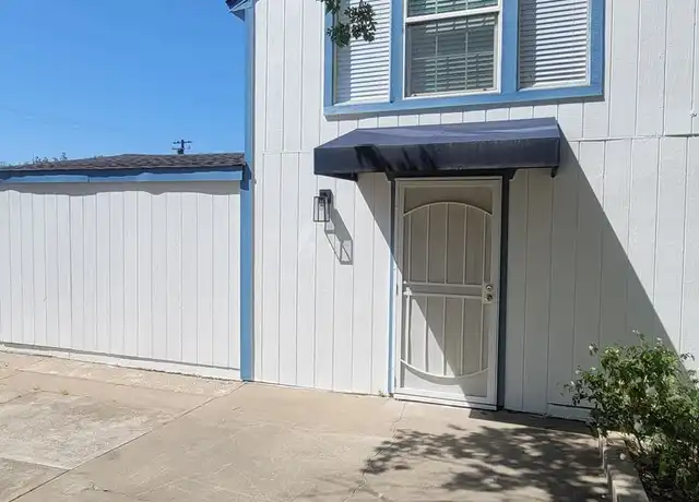 Property at 2933 Panama Ave Unit B, Carmichael, CA, 95608, 1 bed, 1 bath, [object Object]