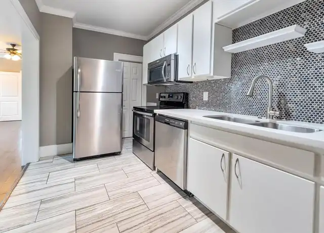 Property at 4114 Lamar St #4, Houston, TX, 77023, 2 beds, 1 bath, [object Object]