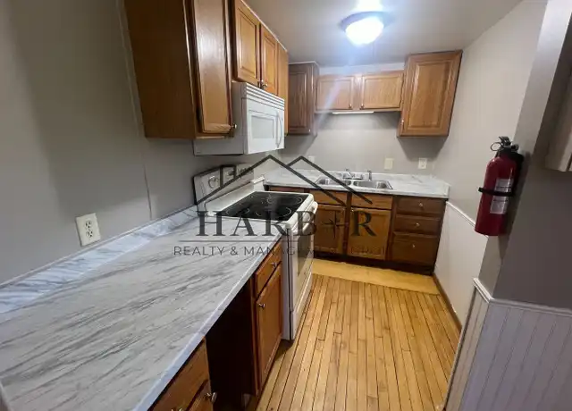 Property at 24 W Main St Unit 3, Hayfield, MN, 55940, 1 bed, 1 bath, [object Object]